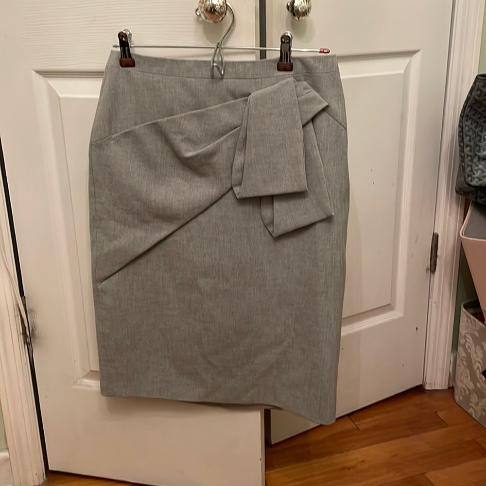 KAREN MILLEN gray skirt